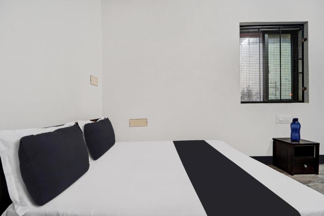 Queen D Tower - By Grands Inn Hospitality Tallākulam Exteriér fotografie
